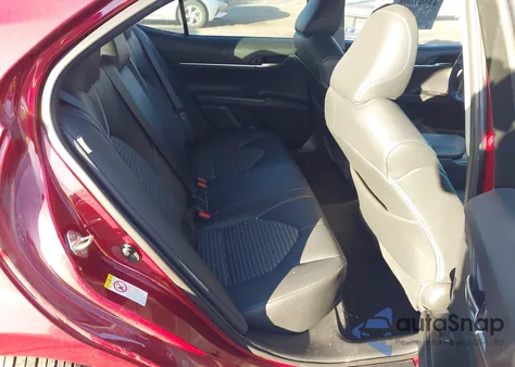 2018 Toyota Camry Se z USA, uszkodzony, nr VIN 4T1B11HK6JU599641